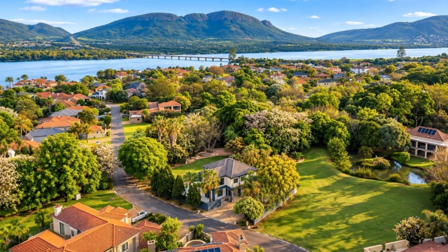 3 Bedroom Property for Sale in WestLake Country Safari Estate North West